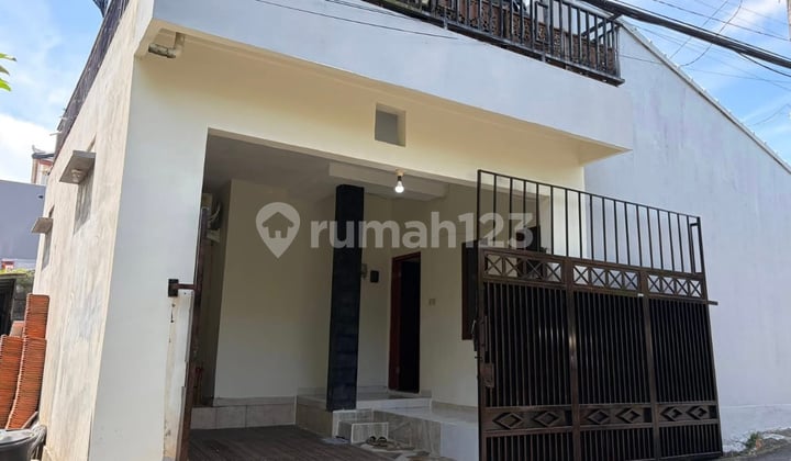 Rumah 2 Kamar Tidur Semi Furnished Taman Griya Jimbaran