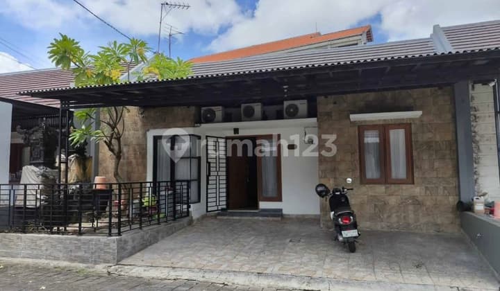 One Gate System House For Rent In Penamparan Denpasar Barat
