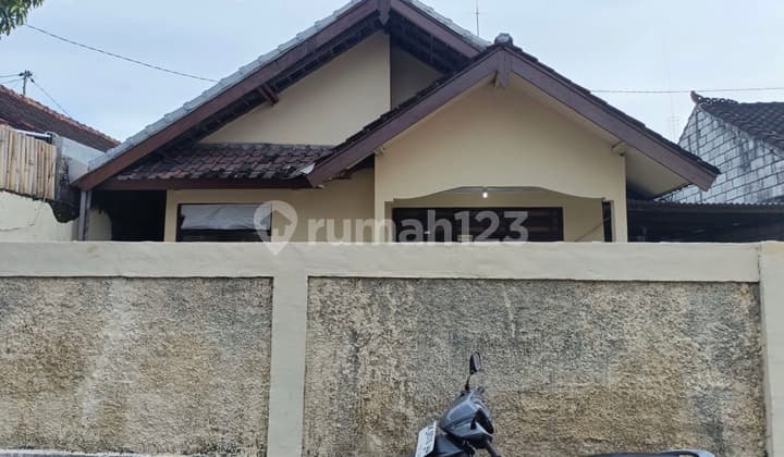 Di Kontrakkan Rumahlokasi di Kori Nuansa Utama Taman Griya Jimbaran