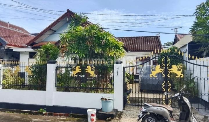 In a Fully Furnished Rented House at Taman Griya Jimbaran