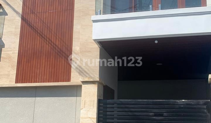 New House for Rent on Tukad Badung, Renon