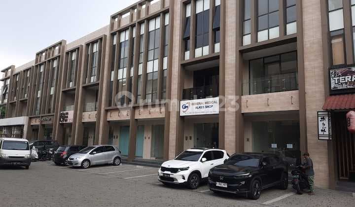 Ruko Dekat dengan Indonesia Convention Center