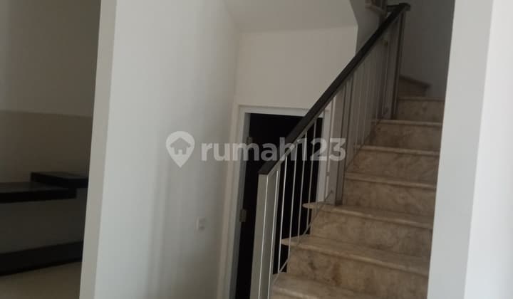 Rumah Pik Golf Island 6x15 Unfurnish Jakarta Utara