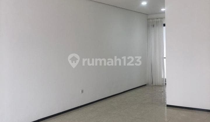 Di jual rumah pluit permai ukuran 5,5x20 3lantai jakarta utara