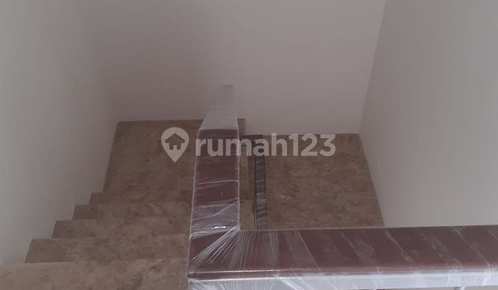 Dijual Rumah Golf Island Ukuran 6X15 Unfurnished