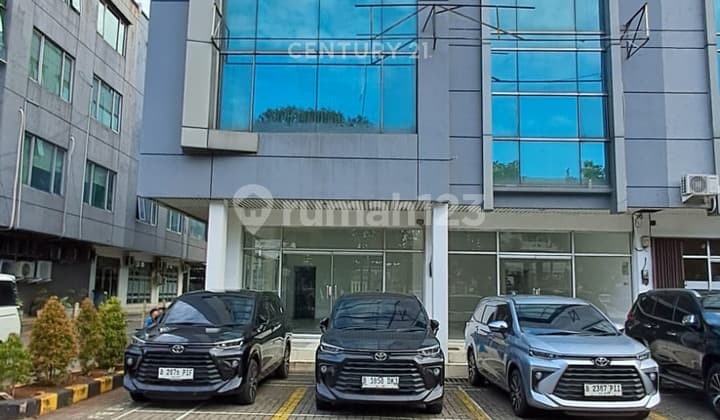 Ruko 2 Unit Gandeng Pinggir Jalan Raya Di Rawamangun