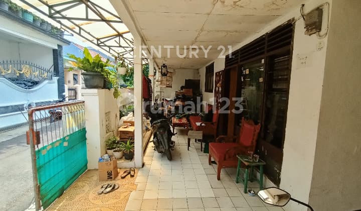 Rumah Tinggal Hitung Tanah Di Kampung Ambon Jakarta Timur