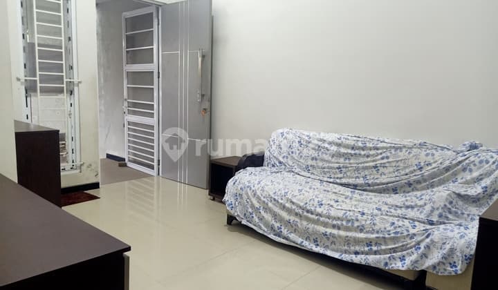 Rumah 1 Lantai Siap Huni, Hanya 6 Menit Ke Its, 10 Menit Ke Pakuwon City Mall