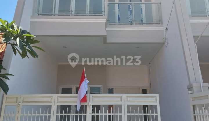 Dijual Rumah Baru 2lantai Mulyosari Utara,harga Murah
