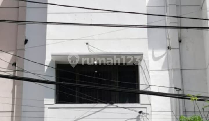 Dijual Murah Siap Huni Ruko 4 Lantai Klampis Nol Jalan