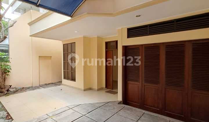 For Sale – Livable House in Hang Jebat, Kebayoran Baru, South Jakarta