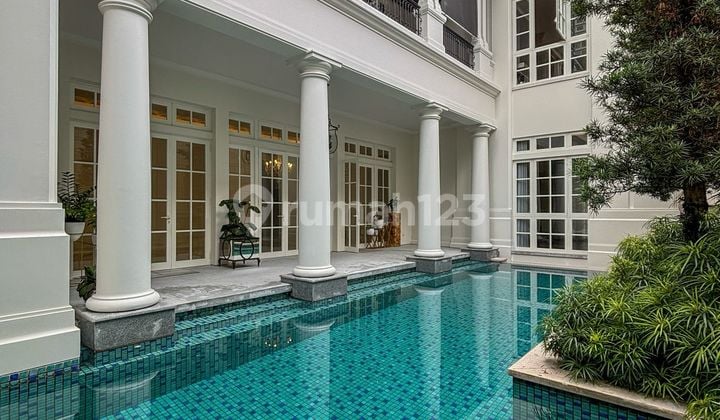 For Sale – Rumah Mewah 2 Lantai Di Mega Kuningan, Lokasi Premium Dengan Kolam Renang Pribadi