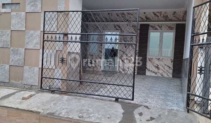 Dijual Rumah Baru di Simprug Poris, Shm, Siap Huni