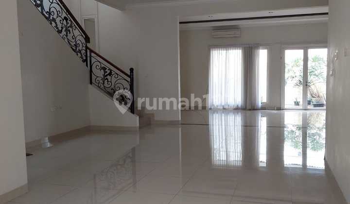 Disewakan Rumah Cluster Aristoteles Semi Furnished - Gading Serpong