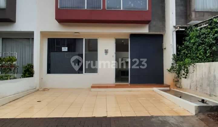 Disewakan Rumah Bagus 2 Lantai di Fortune Terrace, Graha Raya