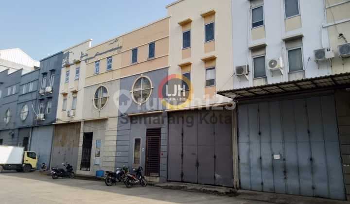 Warehouse in Pantai Indah Kapuk