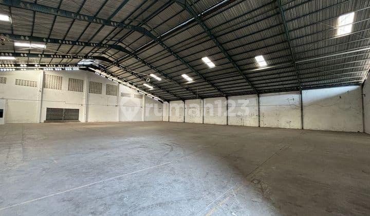 Warehouse in Candi Industrial Area