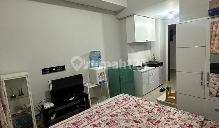 Disewakan Apartemen Tipe Studio Tower Sapphire, Full Furnished, Siap Huni, Terkoneksi Langsung Menuju Mall Transpark Fasilitas Apartemen, Kolam Renang, Lapangan Basket, Mall, GYM, Sauna, dan Playground di Transpark Juanda Bekasi Timur