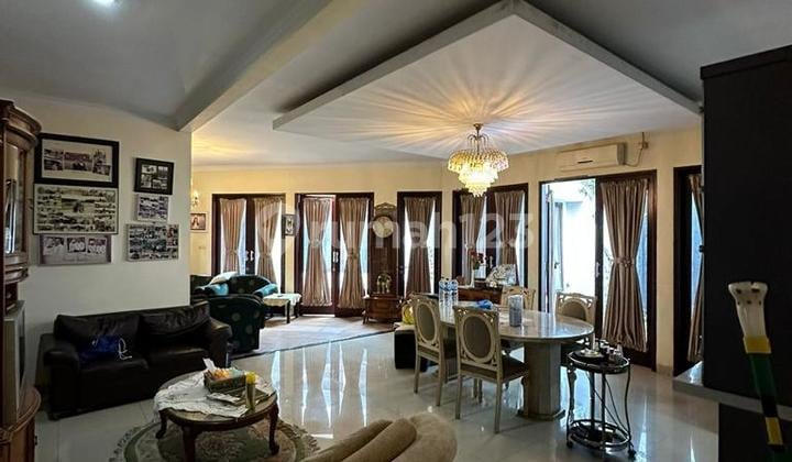 Dijual Rumah Grand Wisata 2 Lantai, Kamar 6, Luas Tanah 452M2, bisa KPR, Akses Langsung Tol Tambun Grand Wisata Bekasi
