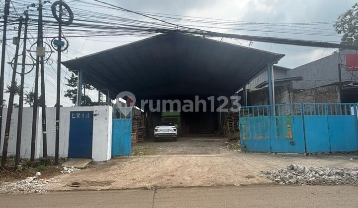 Disewakan Gudang dan Workshop Jalan Raya Mustikajaya, Luas 1,590M2, Parkir Luas, SHM, Muat Container 40 Feet, 2Km Dari Tol Tambun Grand Wisata Bekasi