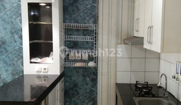 Dijual Apartement Springlake Tower Caldesia, 2 Kamar Tidur, Fasilitas Kolam Renang, 8 Menit Dari Summarecon Bekasi
