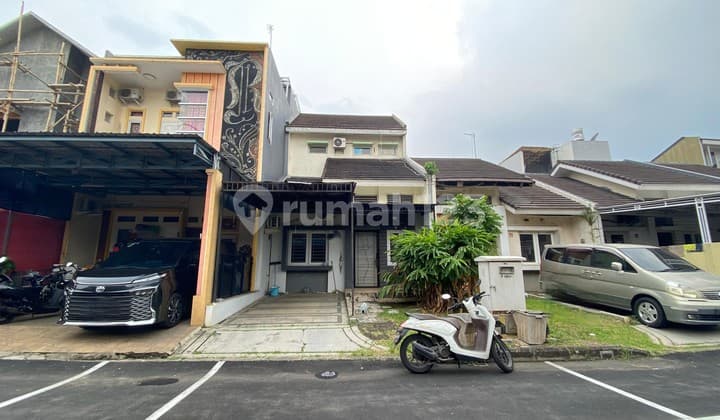 Dijual Rumah Grand Wisata Dekat Masjid Izzatul Islam, 2 Lantai, 3 Kamar Tidur, SHM, Bisa KPR, 20m dari Sekolah Al Azhar dan IPEKA Grand Wisata Bekasi