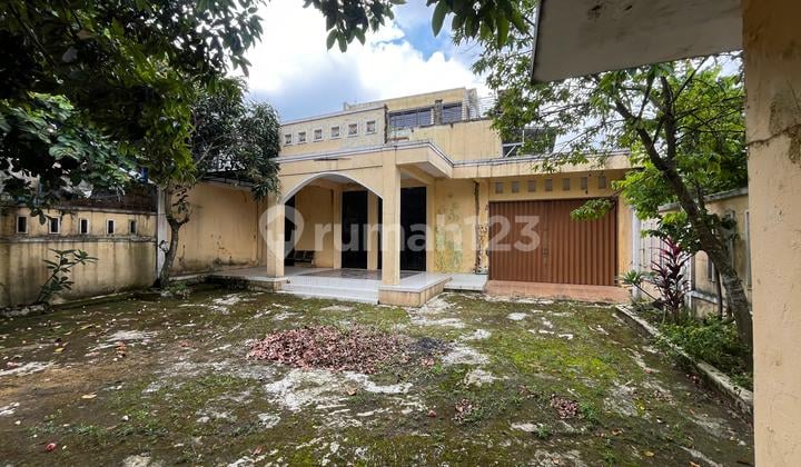 Dijual Rumah + Kavling luas 650m2, 3 Lantai, 3 Kamar Tidur, Area Commercial, Cocok dijadikan Tempat Usaha Kuliner/Tempat Wisata di Wanayasa Purwakarta