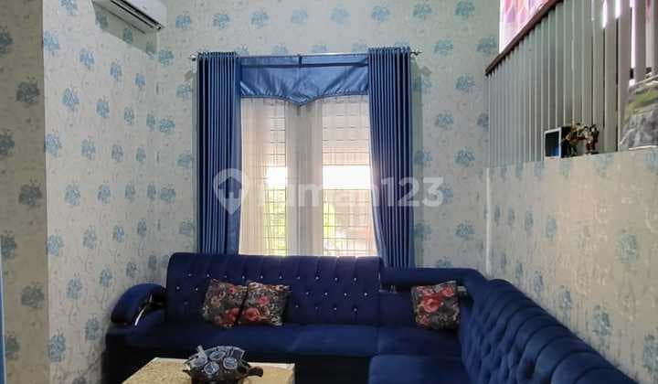 Dijual Rumah Cluster Water Spring Grand Wisata Siap Huni 2 Lantai, 3+1 Kamar Tidur Luas Tanah 180m2 Fasilitas Kolam Renang, Jogging Track, Lapangan Olahraga, Terdekat Dari Mall Living World Grand Wisata Bekasi