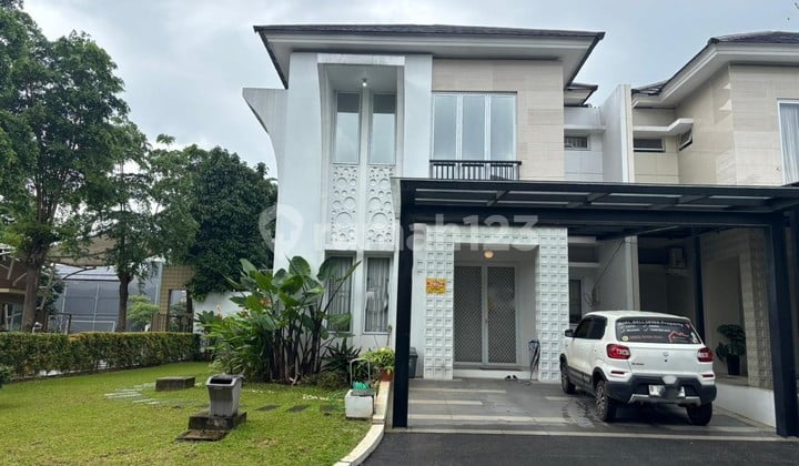 Disewakan Rumah Grand Wisata 2 Lantai, Luas Tanah 300M2, 3 Kamar Tidur, Posisi Hook, Furnished 200M Dari Mall Living World Akses Tol Tambun Grand Wisata Bekasi