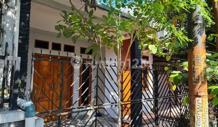 For Sale: 1-Story House 127m2, 3 Bedrooms Ready to Live In, in a 24-Hour Security Complex, Flood-Free, in Arcamanik Bandung