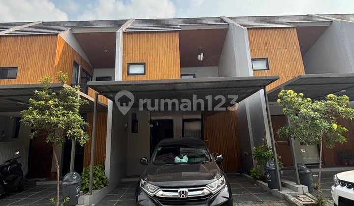 Dijual Rumah Grand Wisata 2 Lantai, 3 Kamar Tidur, Siap Huni, Full Furnished, SHM, Akses Langsung Tol Tambun, Grand Wisata Bekasi