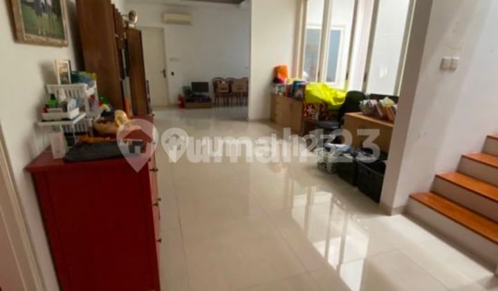 Under Market Rumah 3Lantai Dibelakang Mall Pondok Indah Jaksel!All