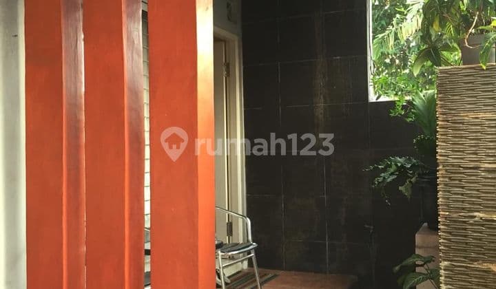 Dijual Rumah 2 Lantai di Ampera Kemang Jakarta Selatan