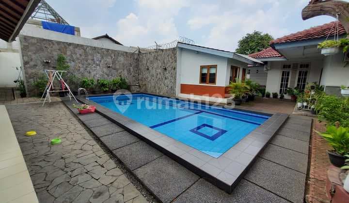 Dijual Cepat Rumah Siap Huni dan Luas di Jakarta Selatan