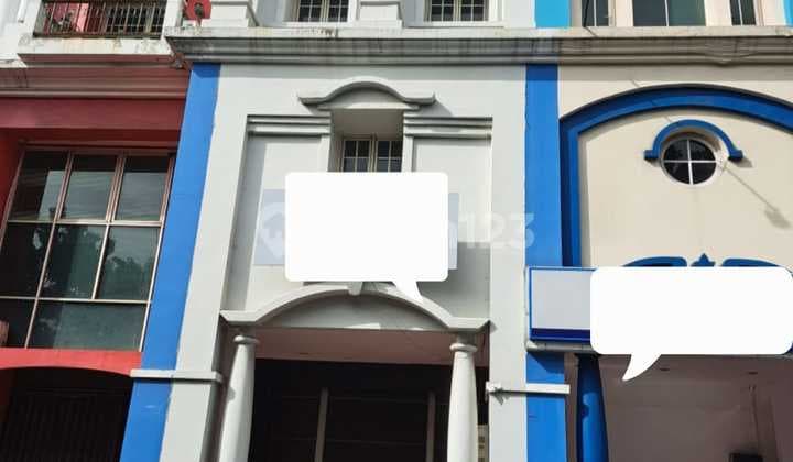 For Rent Pondok Indah Shophouse for Business Space