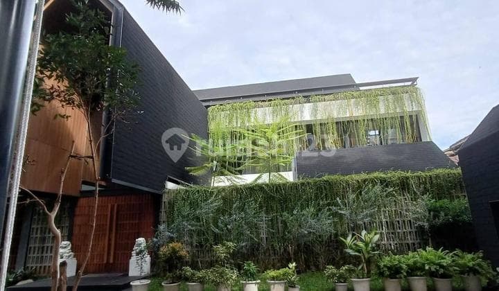 Disewakan Rumah Mewah Kebayoran Baru Siap Huni