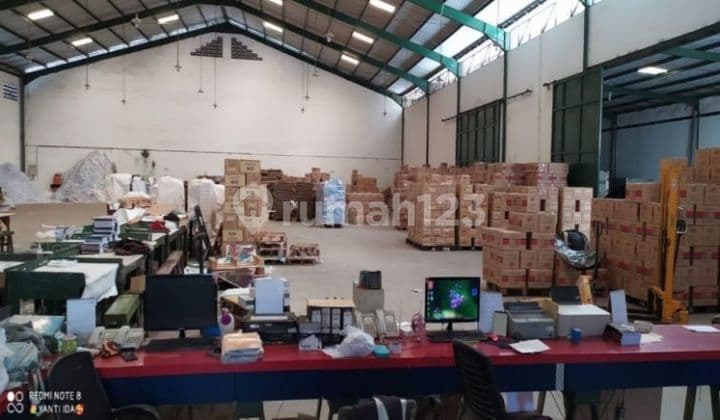 Pabrik di Jalan Raya Pandan Landung, Malang, 2850m², SHM, Bagus