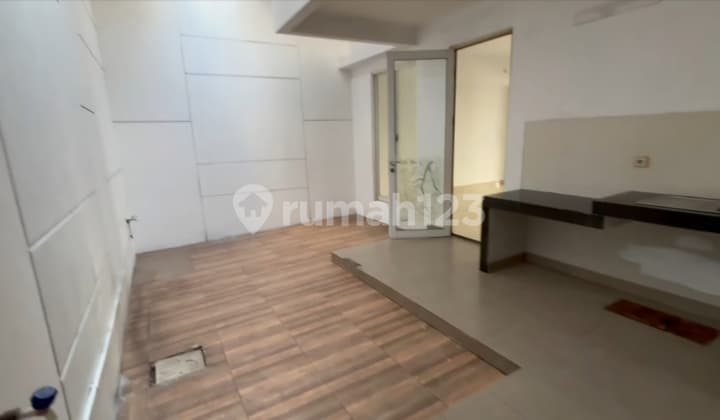 Rumah 2 Lantai Green Lake City 8x15m2, 3,5 M