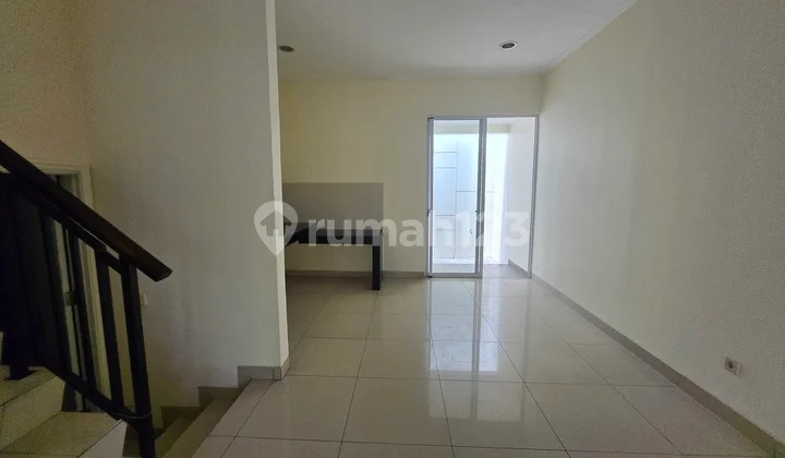 Termurah! Rumah 2 Lantai Green Lake City 6X15m², 90M², Bagus, SHM Siap Huni! Termurah! Rumah 2 Lantai Green Lake City 6X15m², 90M², Bagus, SHM Siap Huni!
