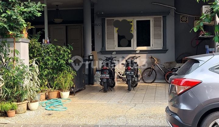 Rumah 2 Lantai, View Gunung di Golf Bogor Raya. SHM