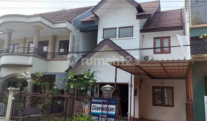 Rumah Disewakan 2 Lantai di Bukit Bogor Raya