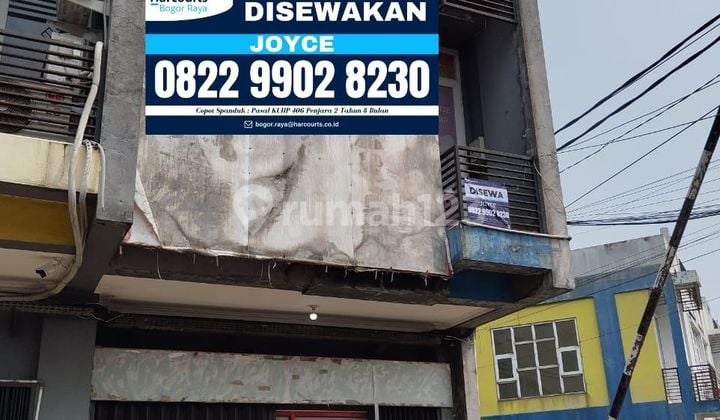 Ruko Disewa 2 1/2 Lantai. Siap Huni. Parkir Luas, Lokasi Bagus