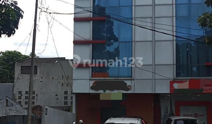 Dijual Ruko Siap Pakai 3.5 Lantai di Duren Sawit. Jakarta Timur
