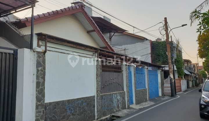 Dijual Rumah 2 Lantai Strategis Siap Huni di Tebet Timur Jakarta Selatan