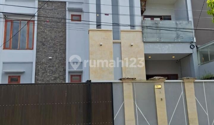 Rumah Fullfurniehd 2 Lantai Renon Denpasar Bali