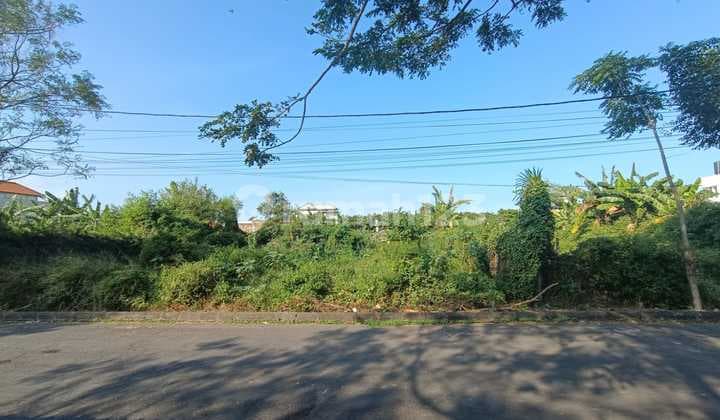 Tanah Datar Super Strategis Selangkah Ke Lapangan Renon Bali