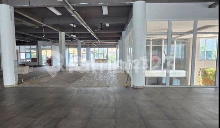 For Rent Office Space 800 m² in Gading Serpong