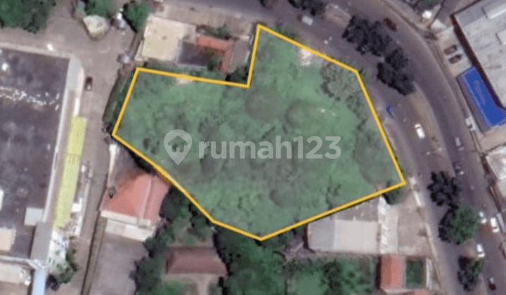 Land by the Road in Cibinong Suitable for Business