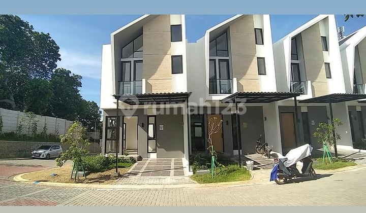 For Sale: House in the Provence Suite Cluster, BSD City