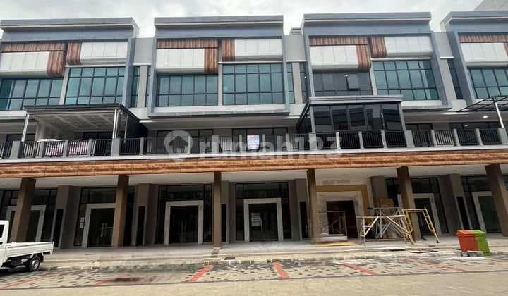 Ruko Crystal Boulevard, Summarecon Bekasi